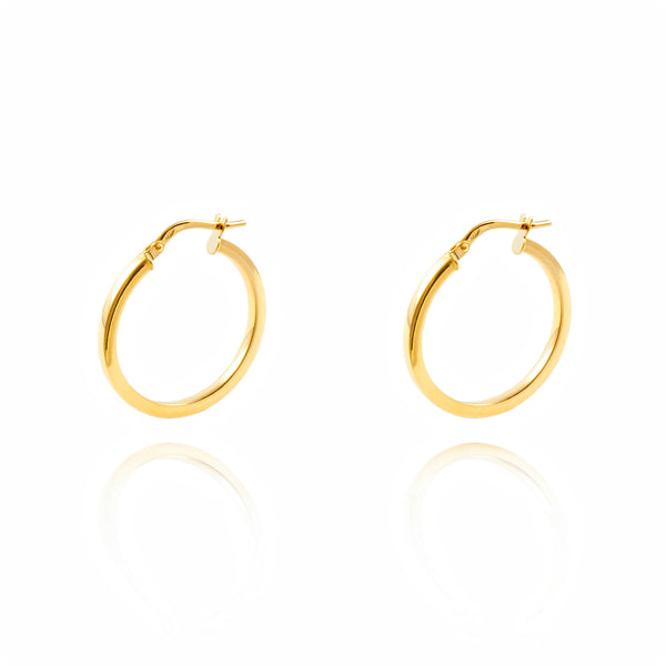 Boucles d'Oreilles Carrees Creoles 24x2 mm Or Jaune 18 Carats